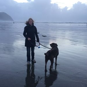 Meet your Posher, Joni